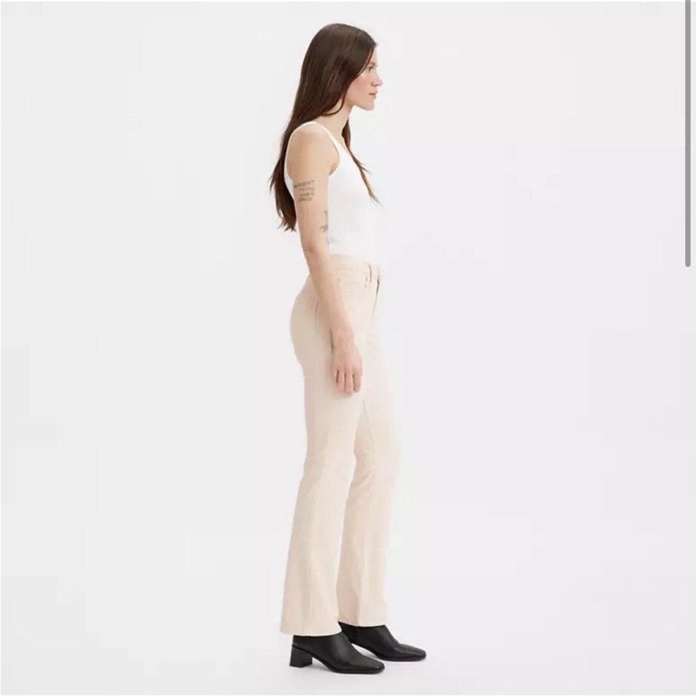 NWT Levi's 725 HIGH RISE BOOTCUT CORDUROY WOMEN'S PANTS Whitecap 34 x 30 - Picture 2 of 10